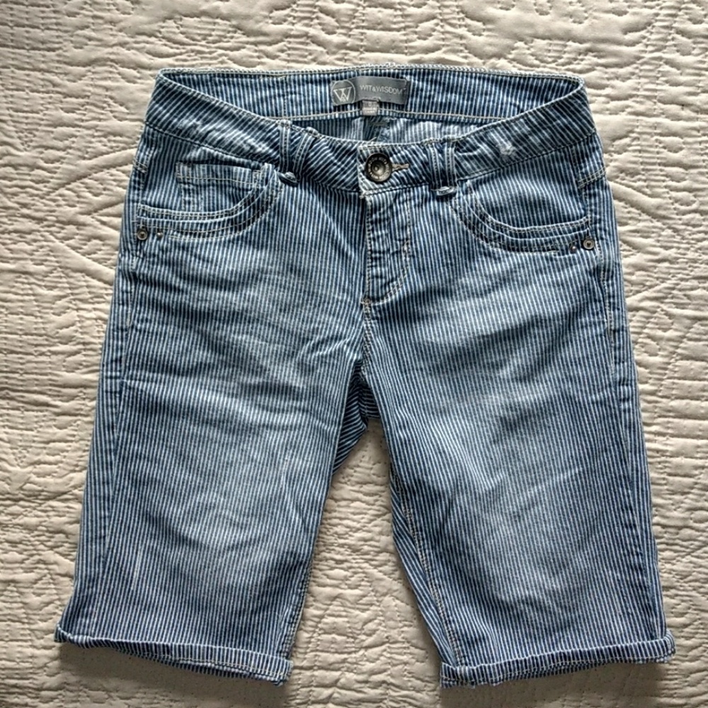 Wit & Wisdom Shorts